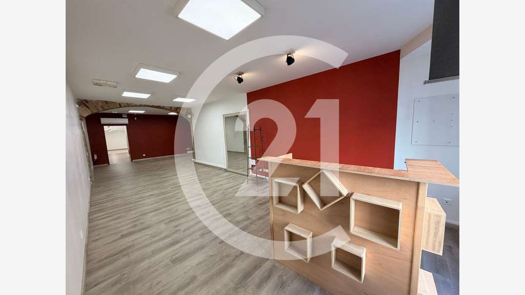 A louer local 210m² Romans-sur-Isère hyper centre