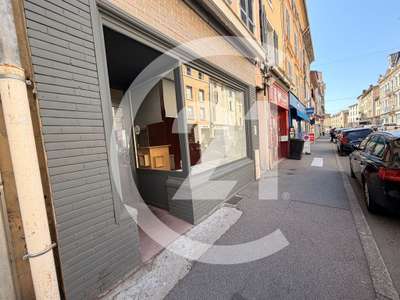 A louer local 210m² Romans-sur-Isère hyper centre