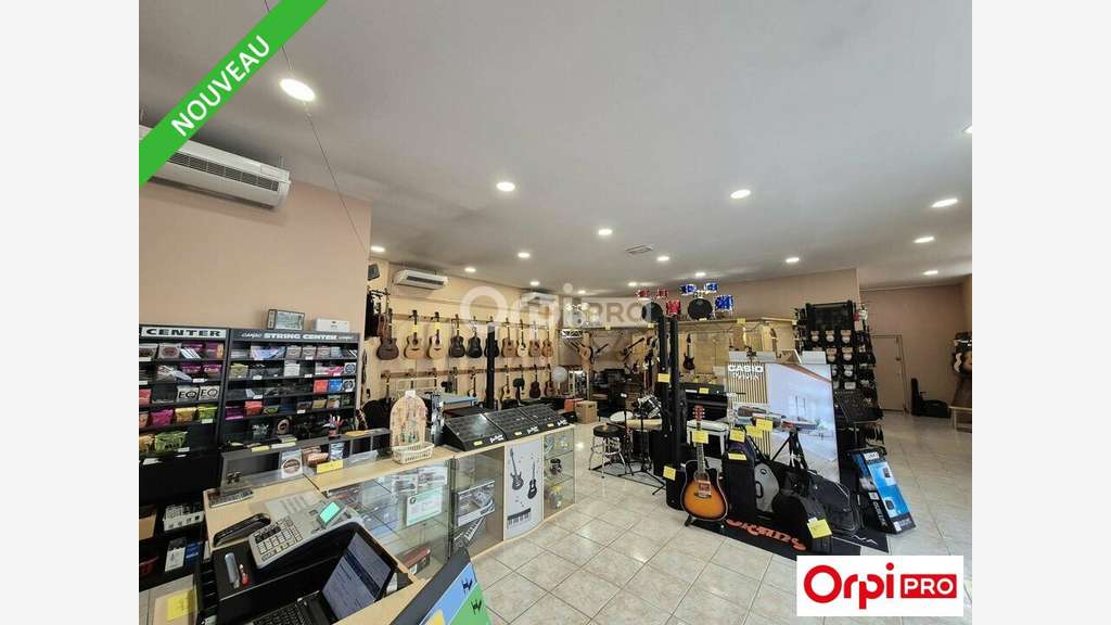 Local commercial 145m² à louer à Romans-sur-Isère