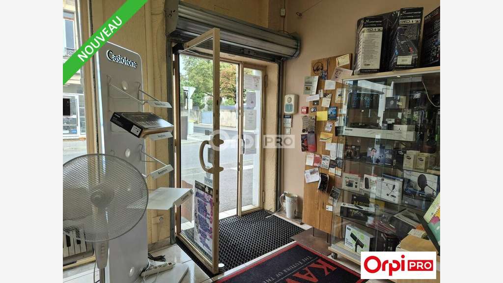 Local commercial 145m² à louer à Romans-sur-Isère