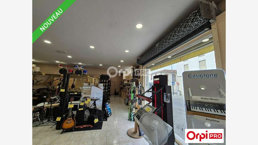Local commercial 145m² à louer à Romans-sur-Isère