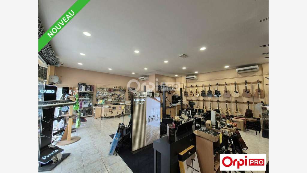 Local commercial 145m² à louer à Romans-sur-Isère
