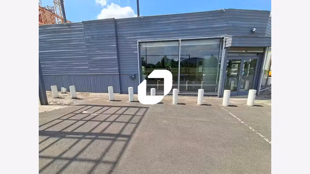 A louer Local commercial 740m² Roncq
