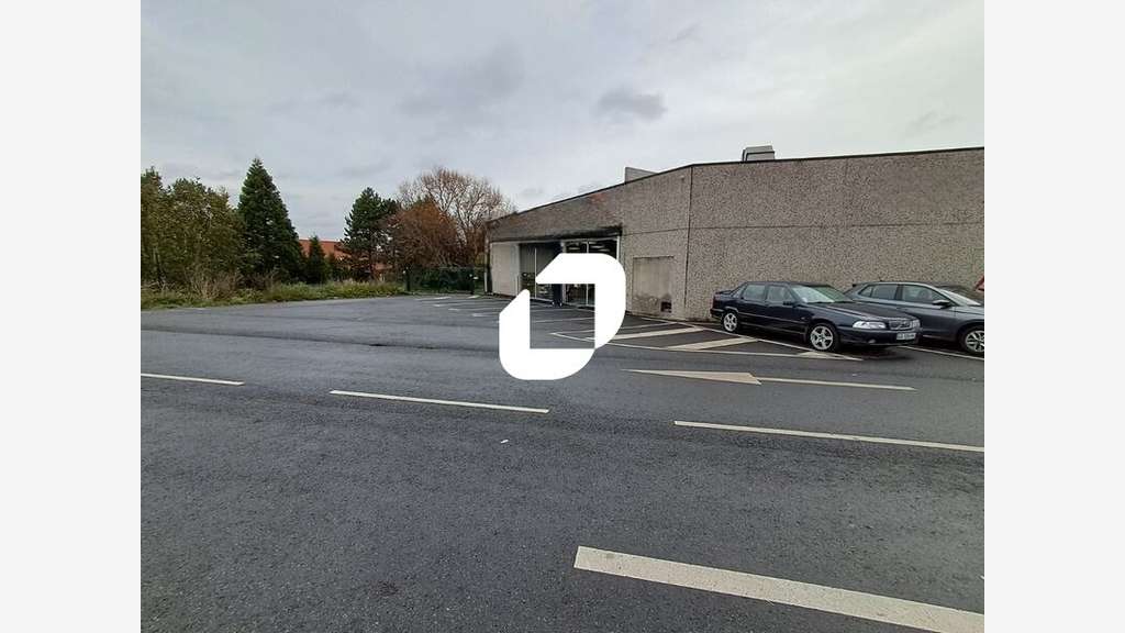 A louer Local commercial 360m² Roncq