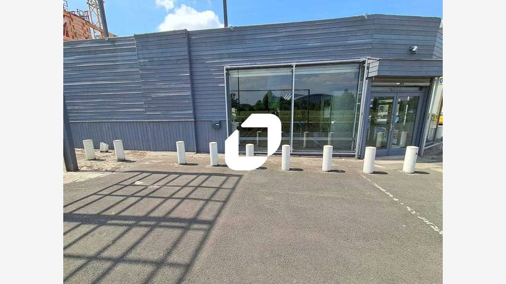 A louer Local commercial 740m² Roncq