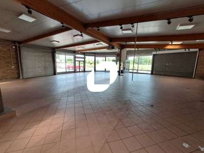 A louer Local commercial 740m² Roncq