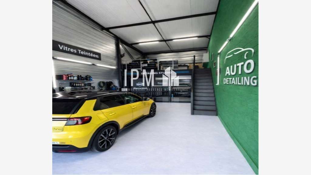 Local commercial 84m² Roquebrune Les Châtaigniers