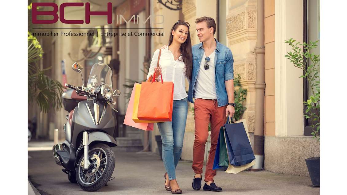 Location local d'angle 343m² PMR ZAC St Estève