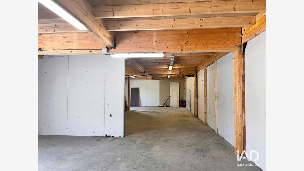 A louer entrepôt 100m² à Rotherens ZAC Artisan