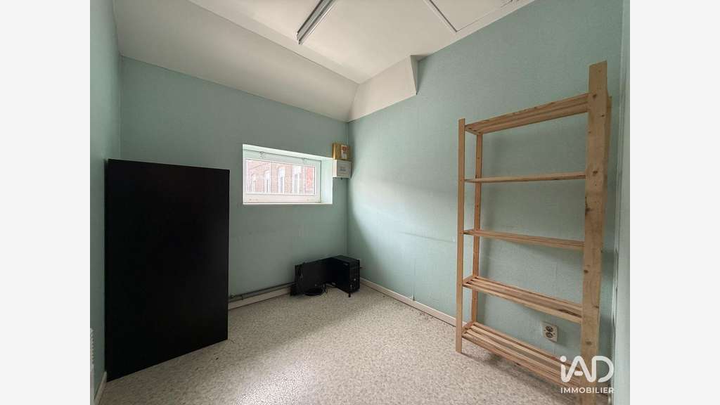 A louer local de 22m² + stationnement à Roubaix