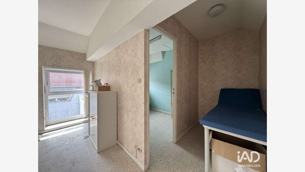 A louer local de 22m² + stationnement à Roubaix