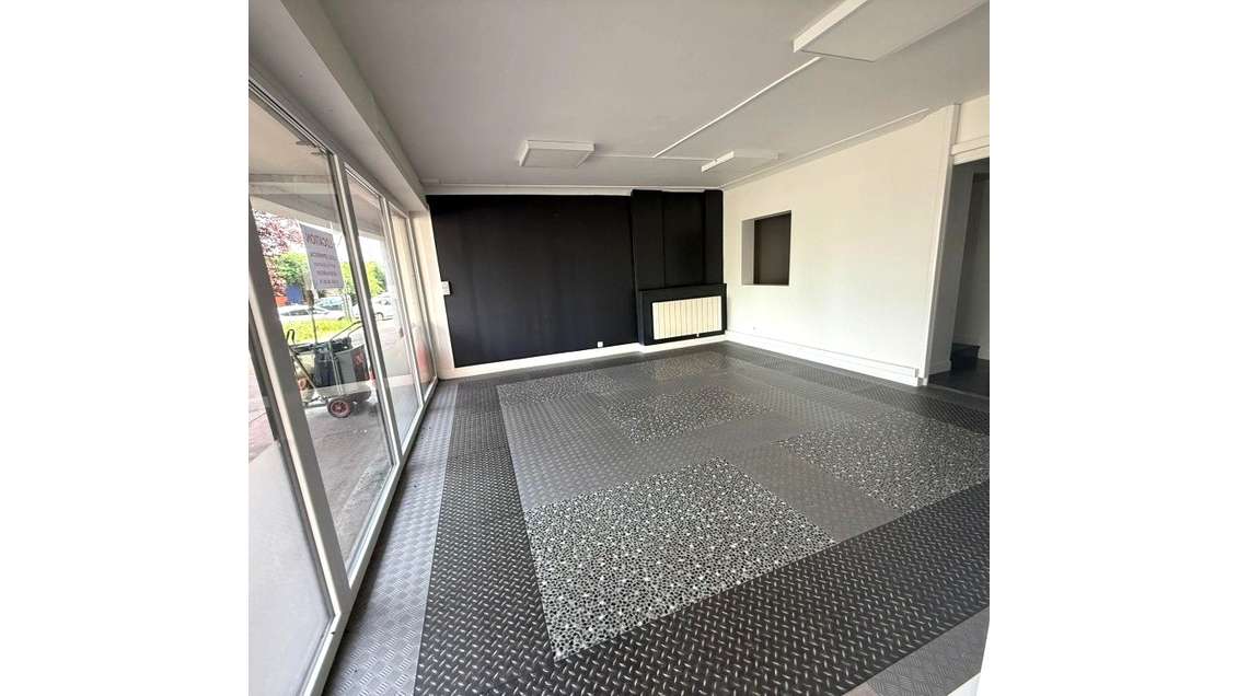 A louer local commercial 44m² à Rouen Rive Gauche