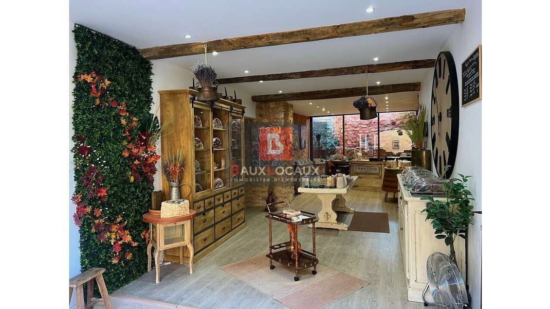 Local commercial de 36m² à louer Roussillon centre