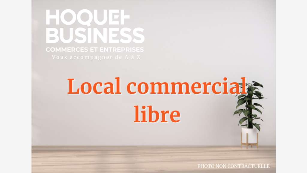 A louer local commercial 560m² zone Royan 2