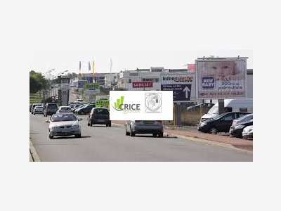 Location local commercial 75m² zone de Royan 2
