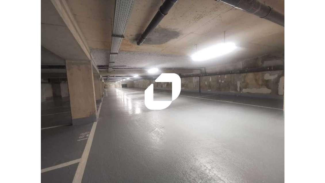 A louer Local commercial 400m² Rueil malmaison