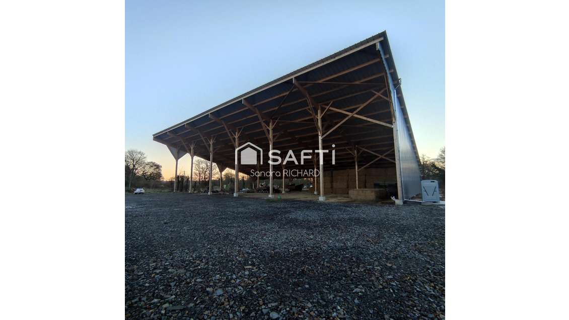 A louer hangar vide 1000m² sur Ruffigné 