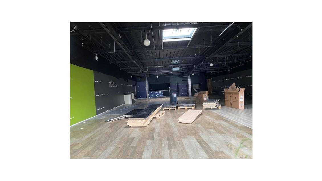 Location locaux 400m² à Saint-Alban-Leysse