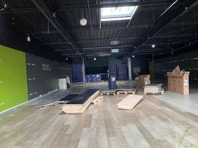 Location locaux 400m² à Saint-Alban-Leysse