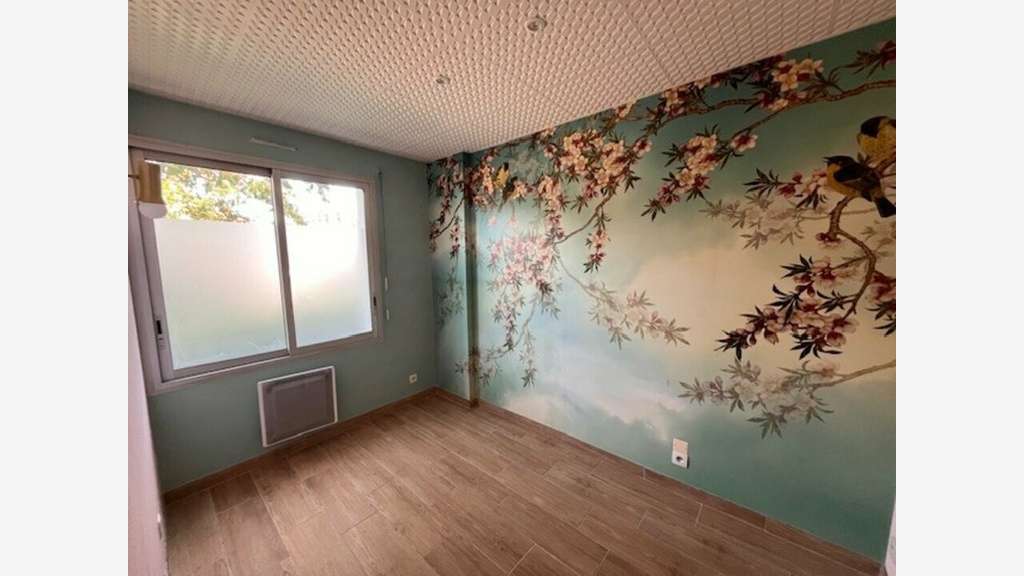 A louer local professionnel 40m² en RDC Saint Ave