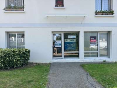 A louer local professionnel 40m² en RDC Saint Ave