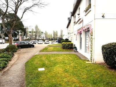 A louer local commercial 41m² coeur de Saint-Avé