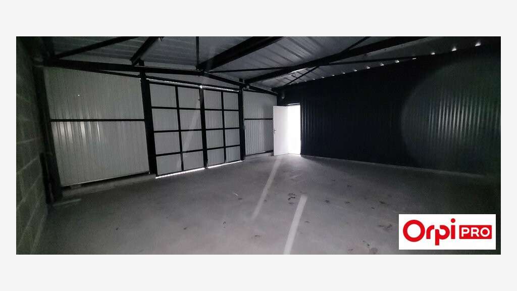 A louer local commercial 110m² St Brandan centre