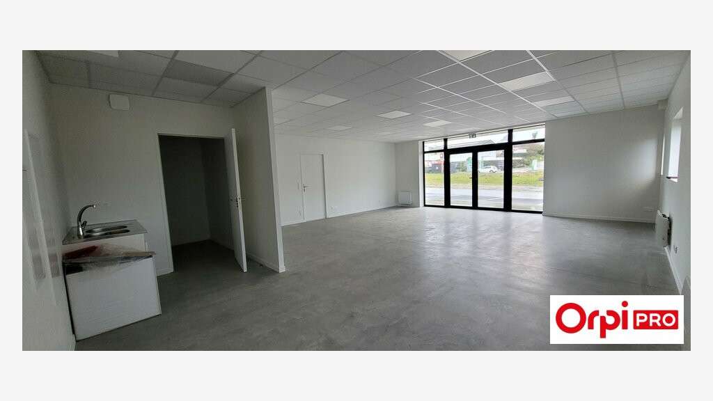 A louer local commercial 110m² St Brandan centre