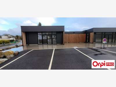 A louer local commercial 110m² St Brandan centre