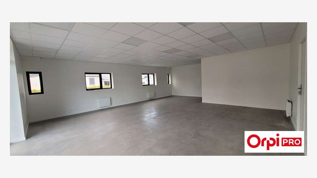 A louer local commercial 110m² St Brandan centre