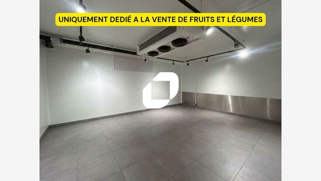 Dédié uniquement à la vente de fruits et légumes.