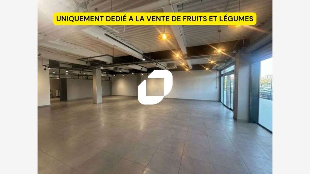 Dédié uniquement à la vente de fruits et légumes.