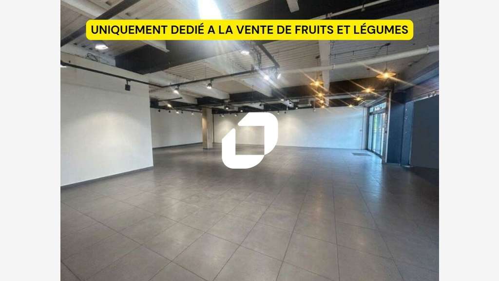 Dédié uniquement à la vente de fruits et légumes.