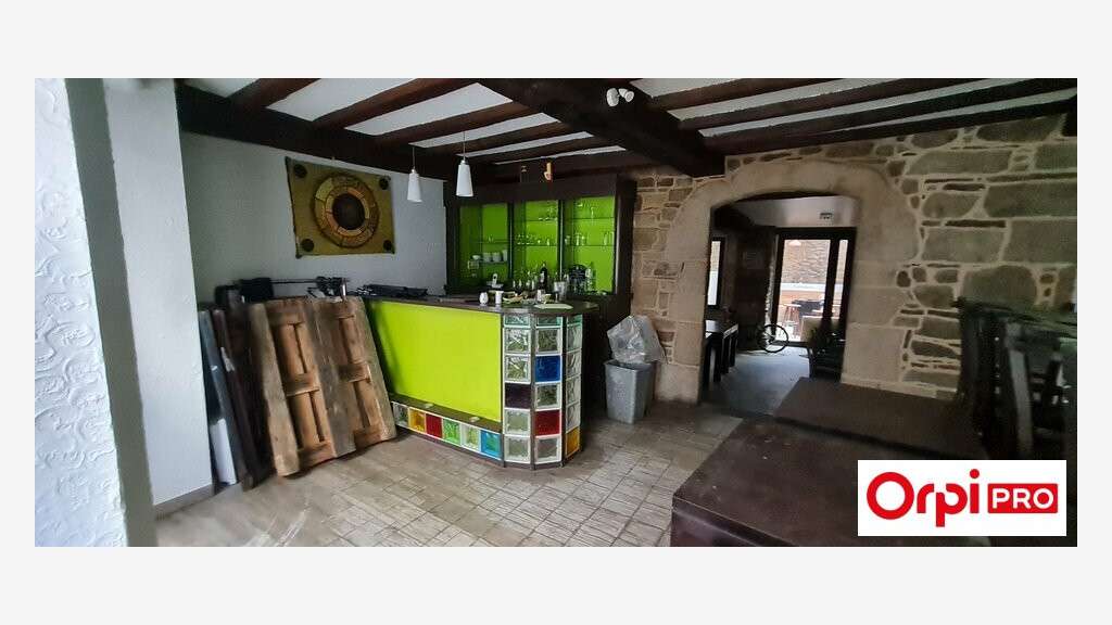 A louer local  61m² avec terrasse St-Brieuc centre