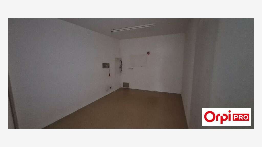 A louer local commercial 108m² en centre St Brieuc