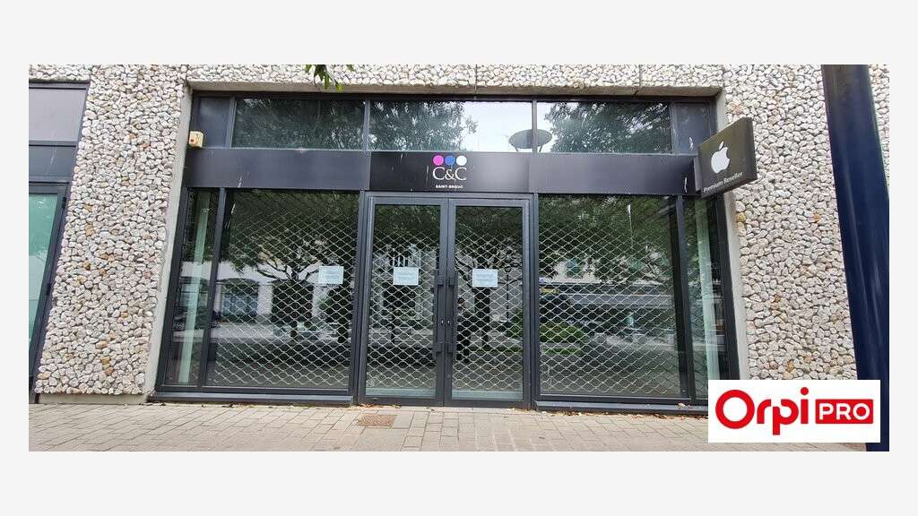 Loue local 143m² centre cial Saint-Brieuc centre