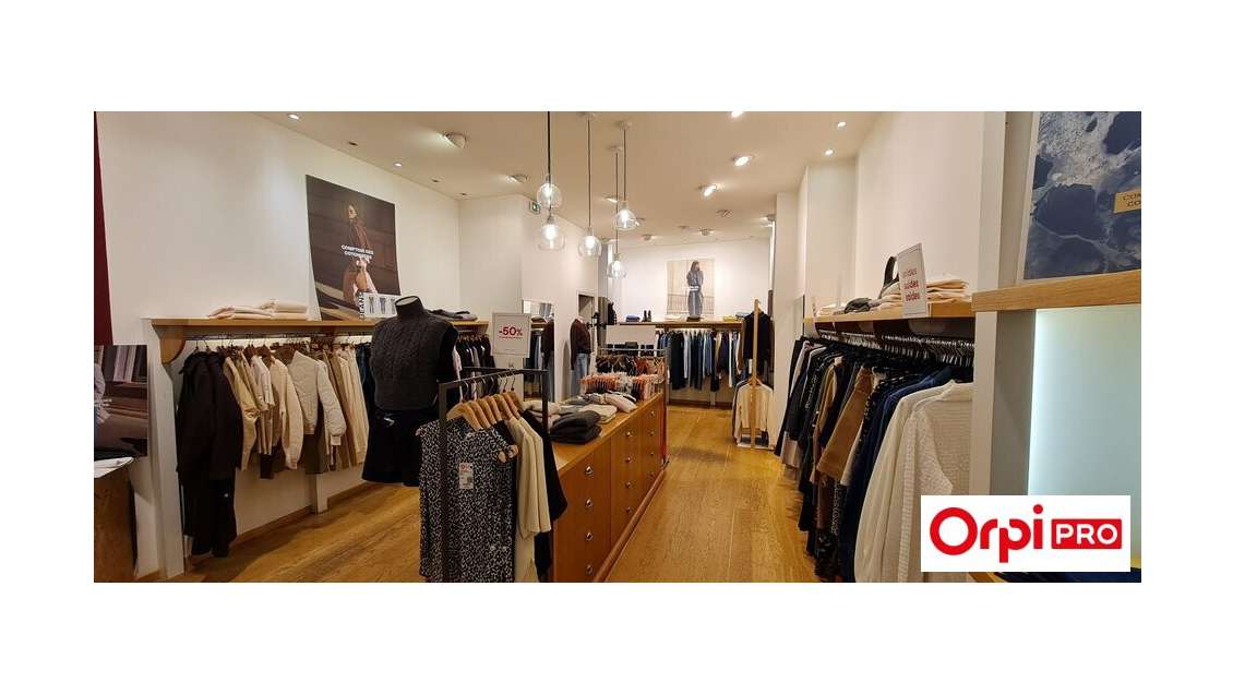 A louer local commercial 145m² centre St-Brieuc