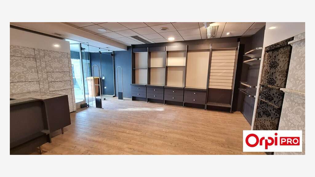 A louer local commercial 90m² Saint-Brieuc centre
