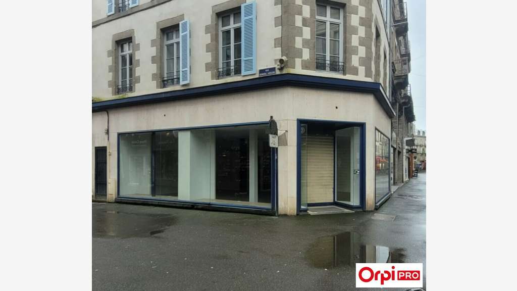 Loue local commercial d'angle 154m² Saint-Brieuc