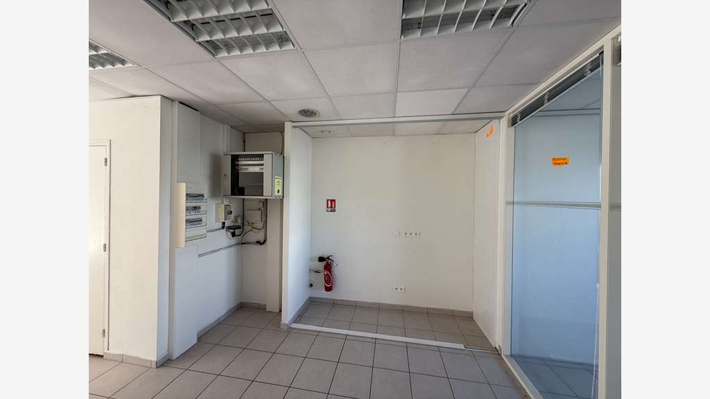 A louer local commercial 80m² à Saint Brieuc
