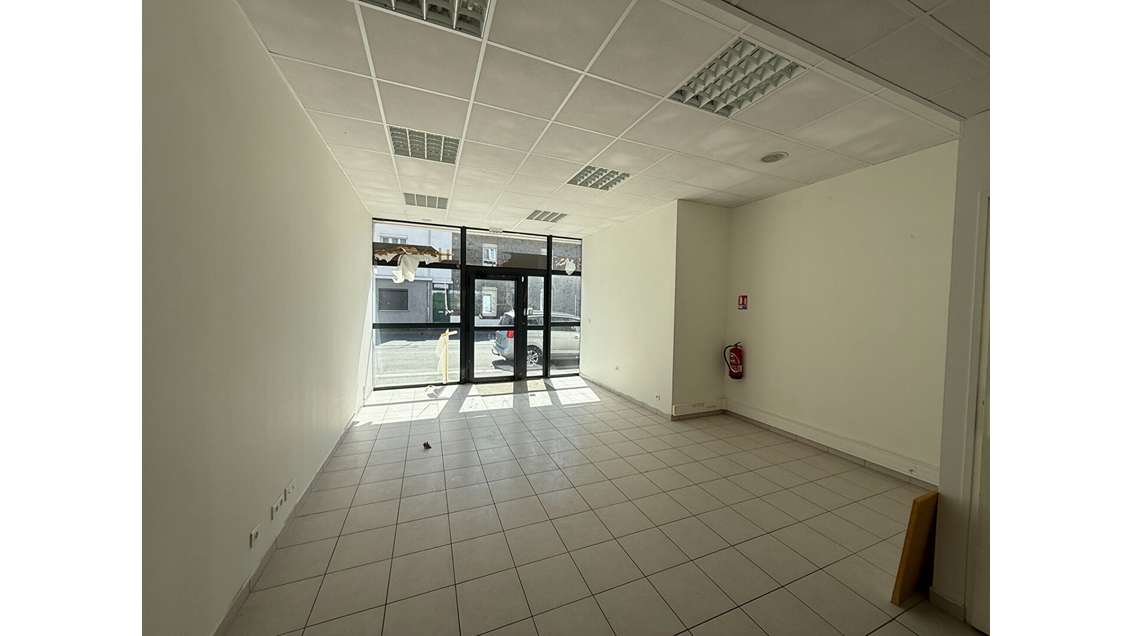 A louer local commercial 80m² à Saint Brieuc