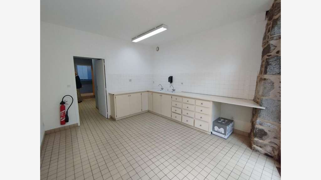 Location local 70m² à Saint Brieuc centre