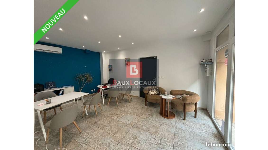 A louer local commercial 30m² à Saint Chamas