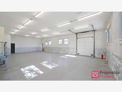A louer atelier sécurisé de 150m² à Saint Chamas