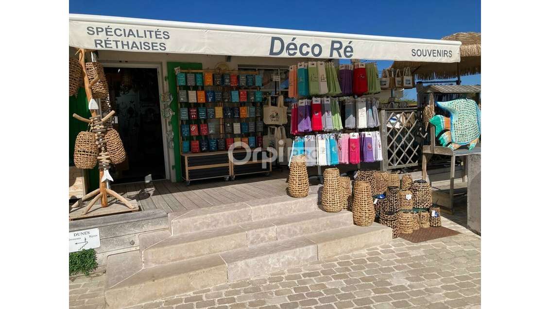 SAINT-CLÉMENT-DES-BALEINES - LOCAL COMMERCIAL à l