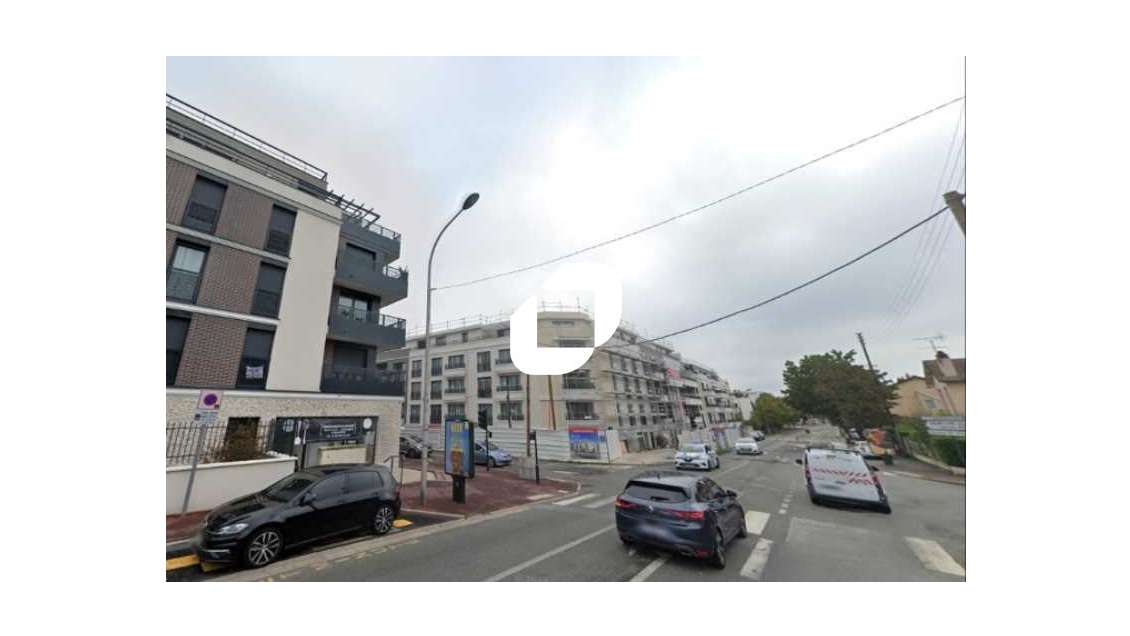 A louer Local commercial 262m² Saint cyr l'ecole
