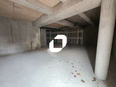 A louer Local commercial 140m² Saint cyr l'ecole