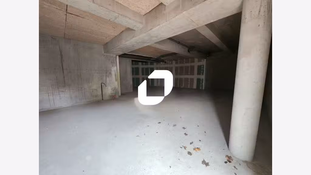 A louer Local commercial 202m² Saint cyr l'ecole