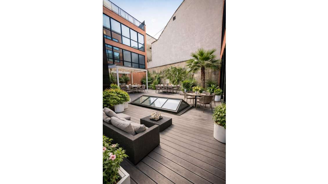 Loue plateau de 425m² terrasse 100m² à St Denis