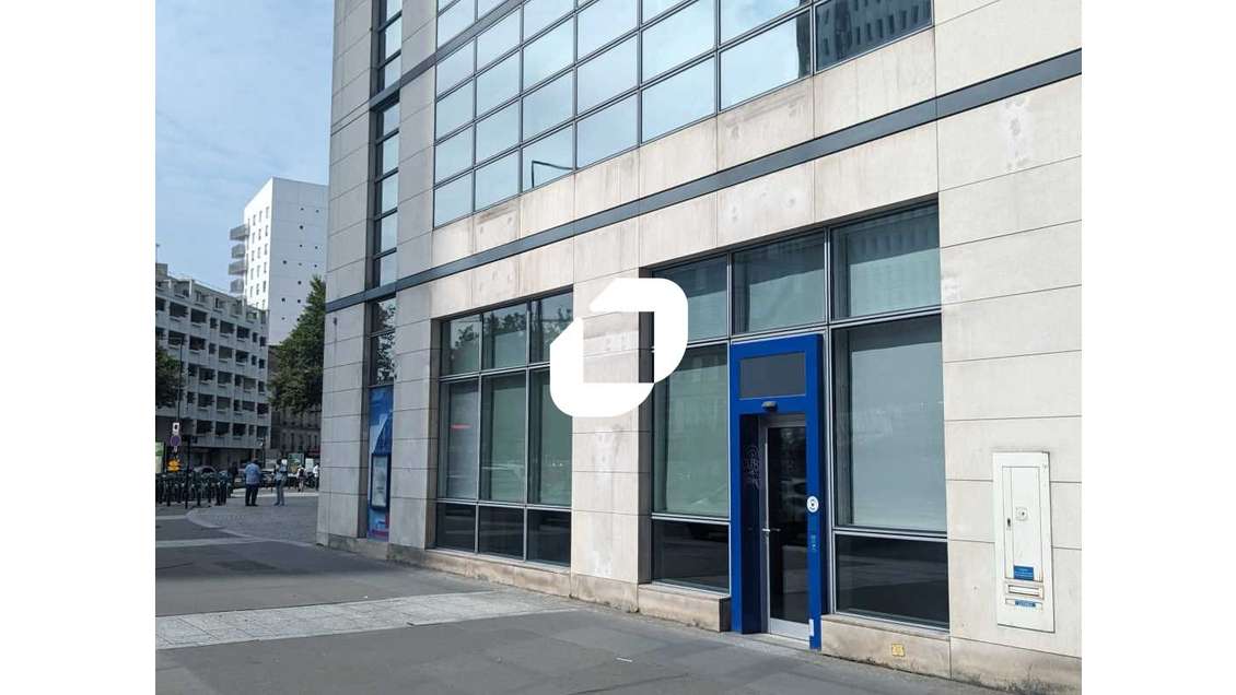 A louer Local commercial 141m² Saint denis